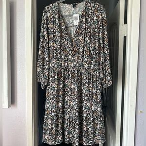 Half sleeved floral midi dress